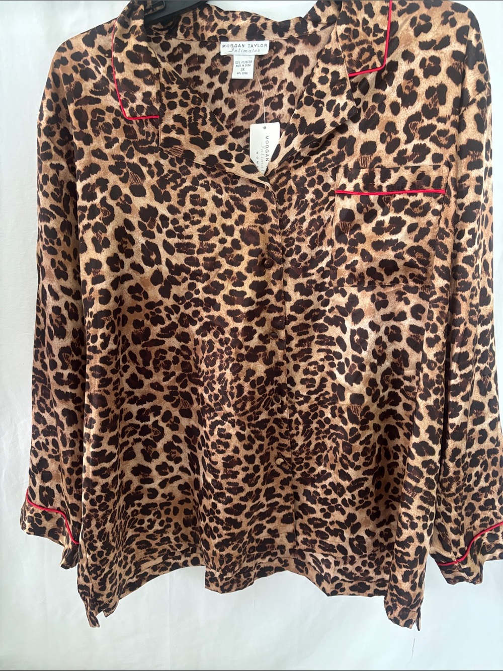 Morgan Taylor Leopard Print Button-Down Shirt with Red Piping. Size 3XL